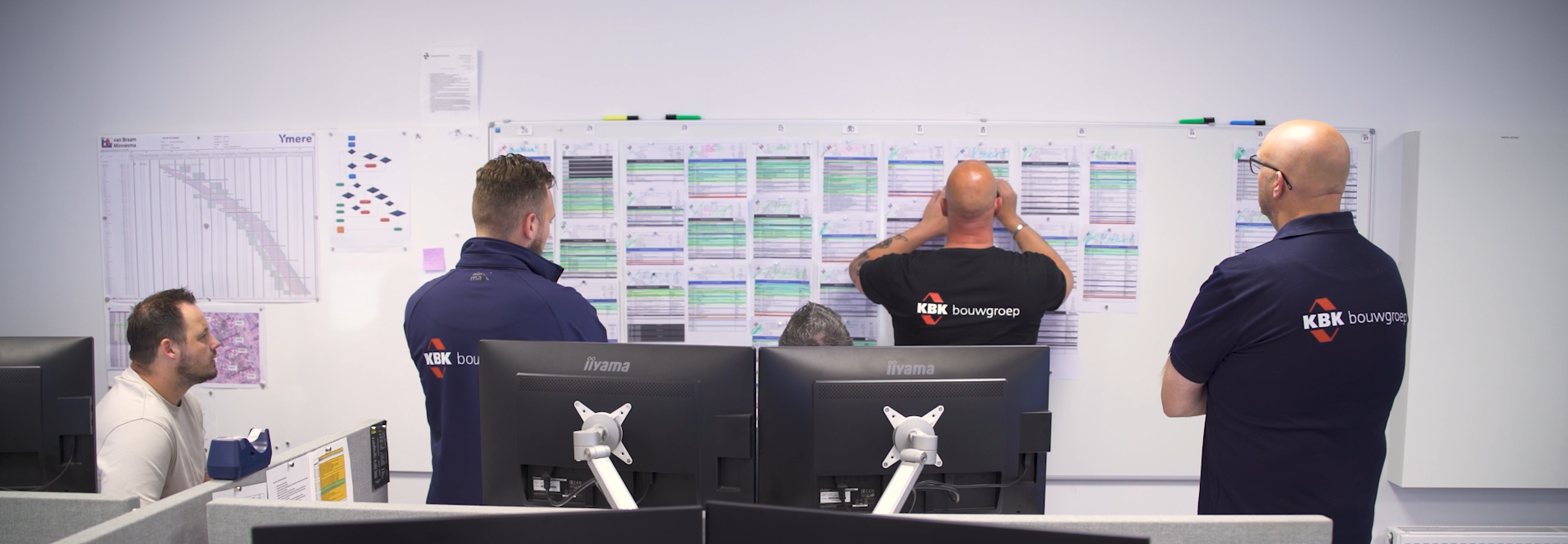 Dagstart voor op het kantoor van KBK bouwgroep