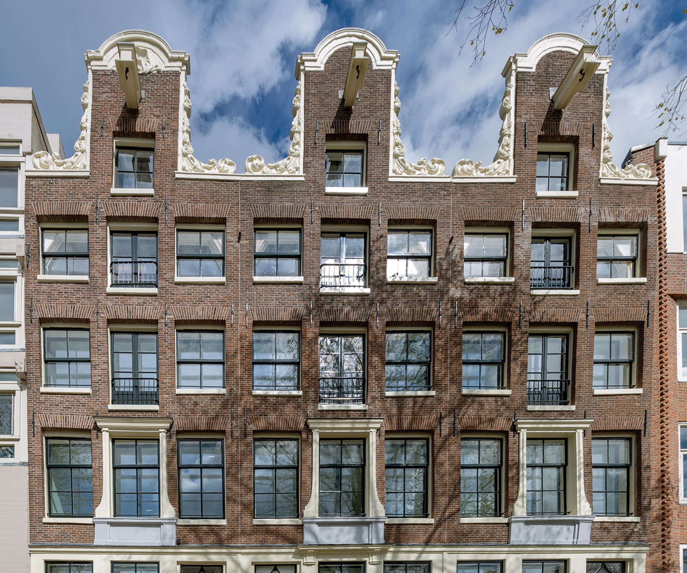 Transformatie 28 studio's te Amsterdam