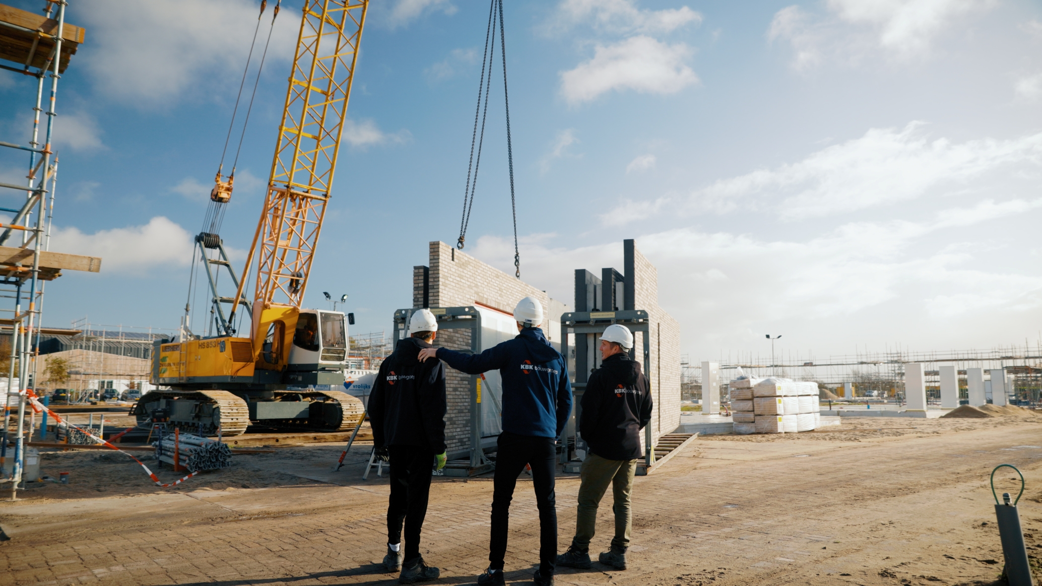 Vaklieden bij MATCH-woning industrieel bouwen