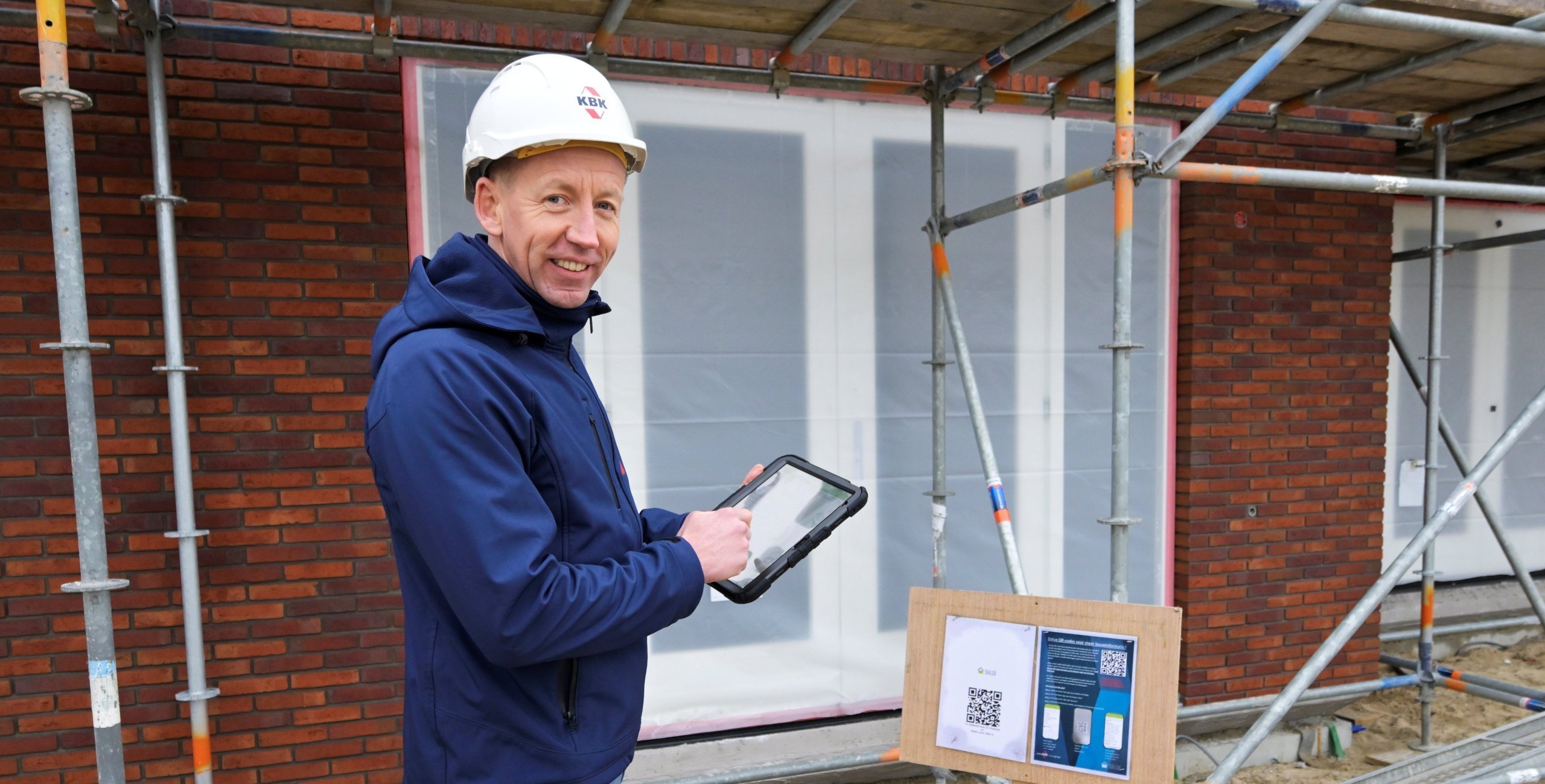 Bas aan het werk op een van zijn projecten